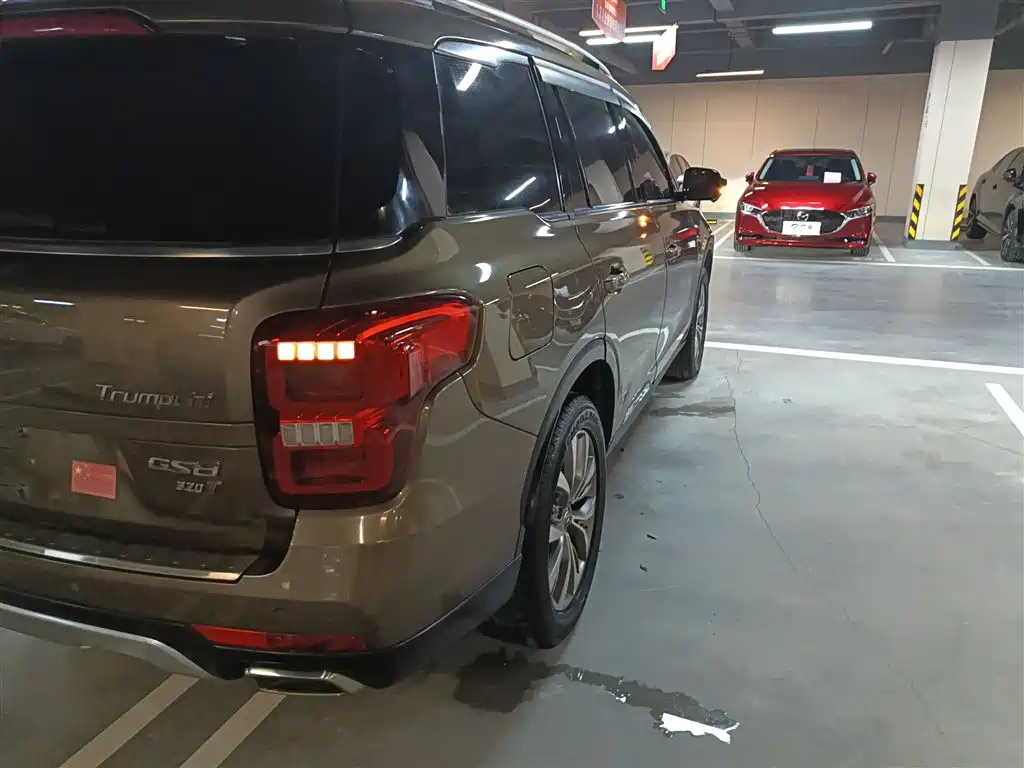 GAC Motor Trumpchi GS8 2018 — фото 24