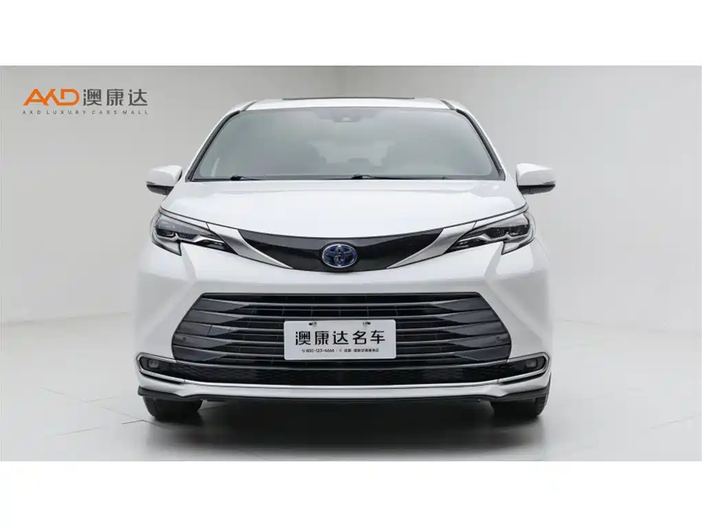 Toyota Sienna 2022 — фото 2