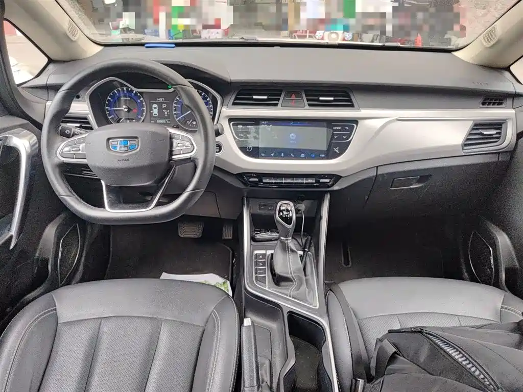 Geely Vision X3 2019 — фото 5