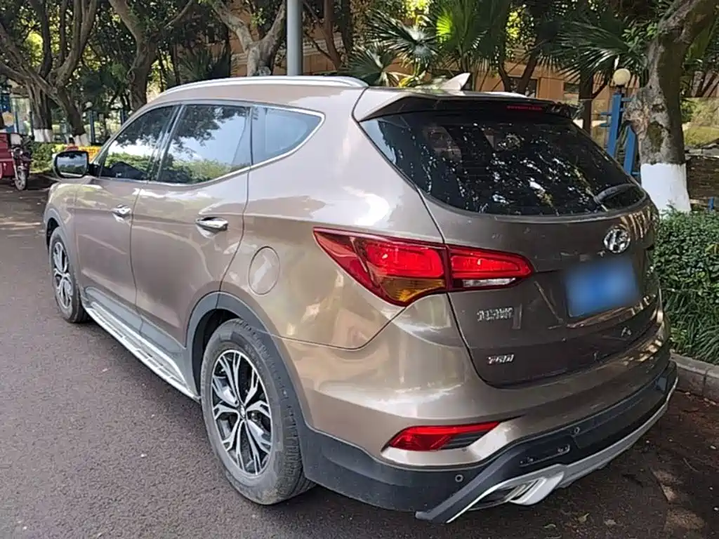 Hyundai Santa Fe 2017 — фото 5