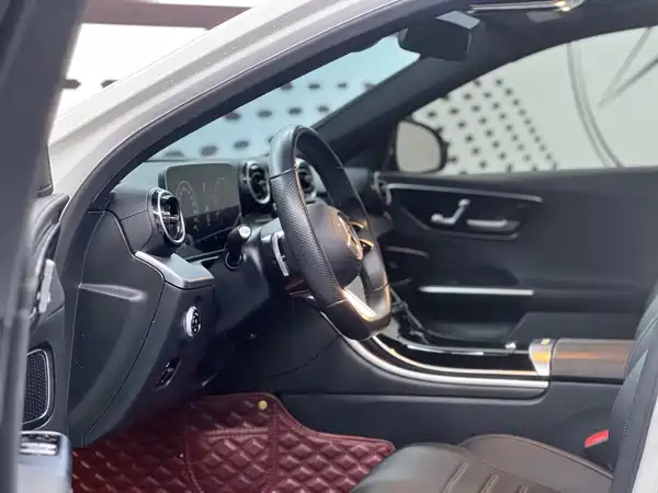 Mercedes-Benz C-Class 2022