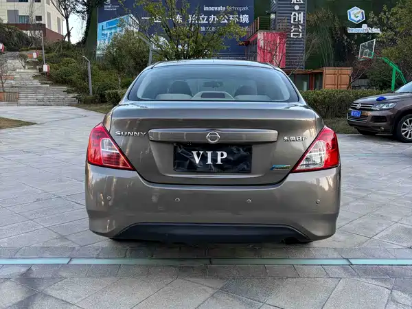 Nissan Sunny 2017