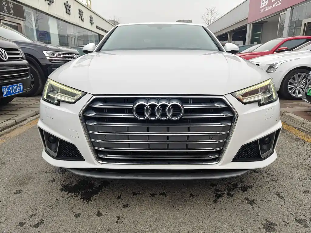 Audi A4L 2019 — фото 2