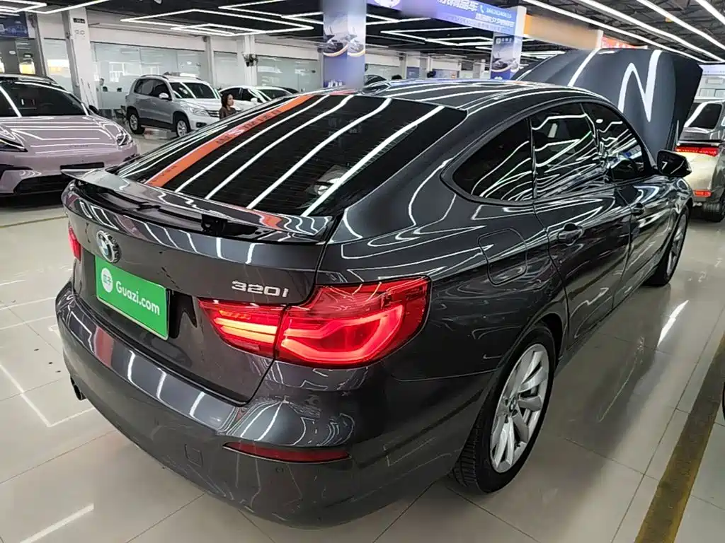 BMW 3 Series GT 2018 — фото 7