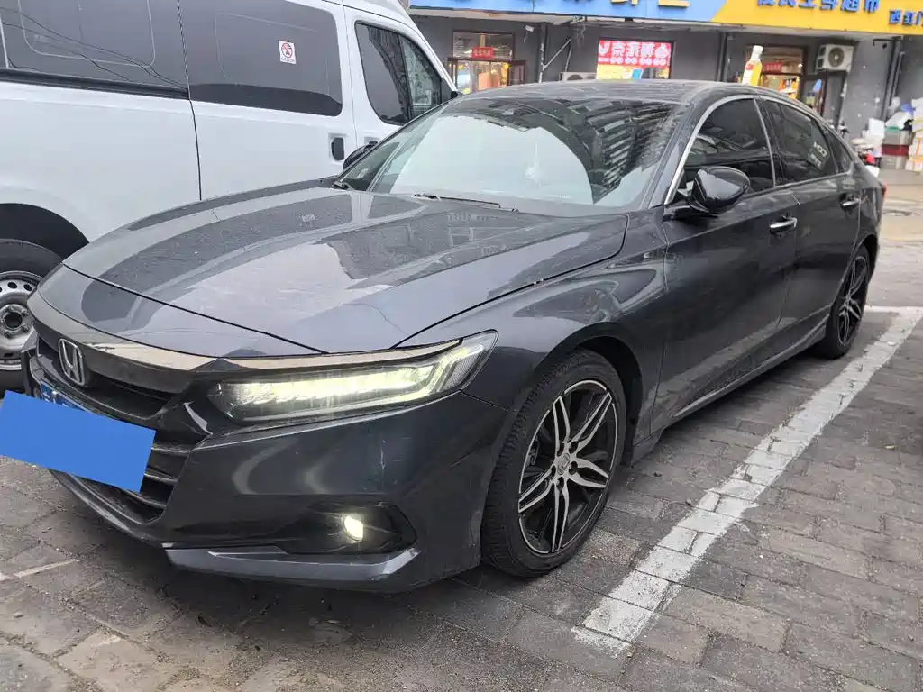 Honda Accord 2022 — фото 1