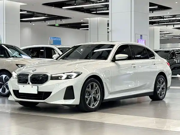 BMW i3 2023