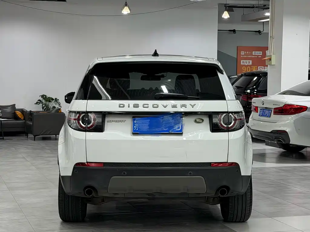 Land Rover Discovery Sport 2018 — фото 3