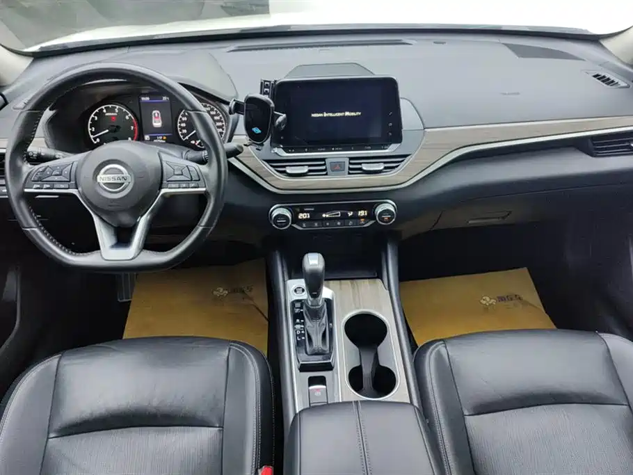Nissan Teana 2022 — фото 12