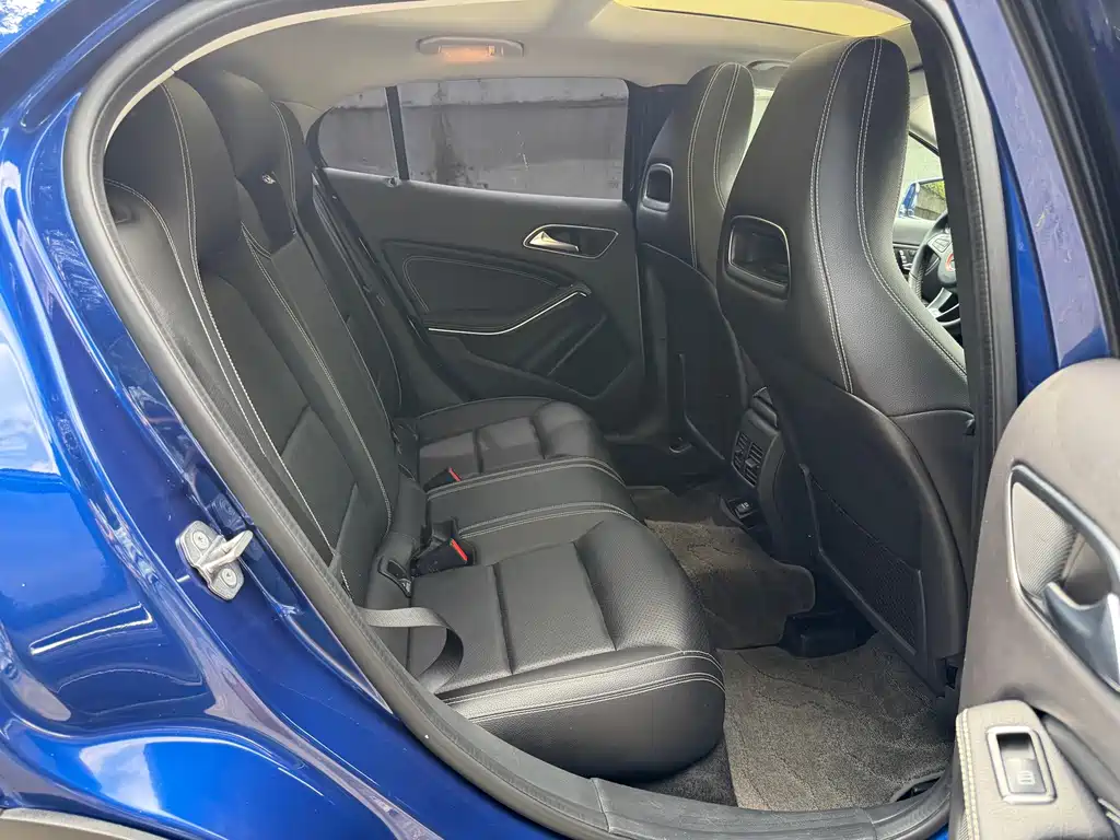 Mercedes-Benz GLA 2018 — фото 13
