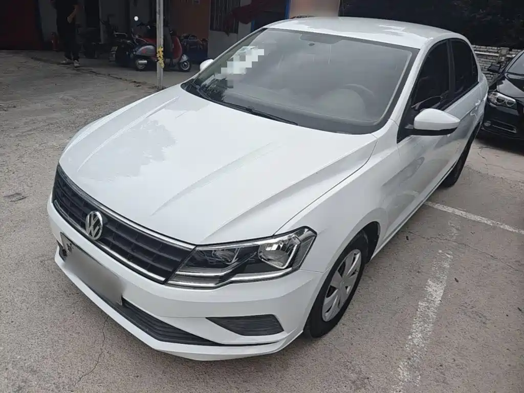 Volkswagen Jetta 2018 — фото 2