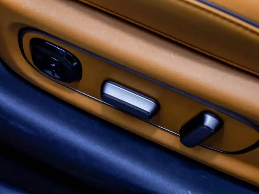 Li Auto i8 2025 — фото 29
