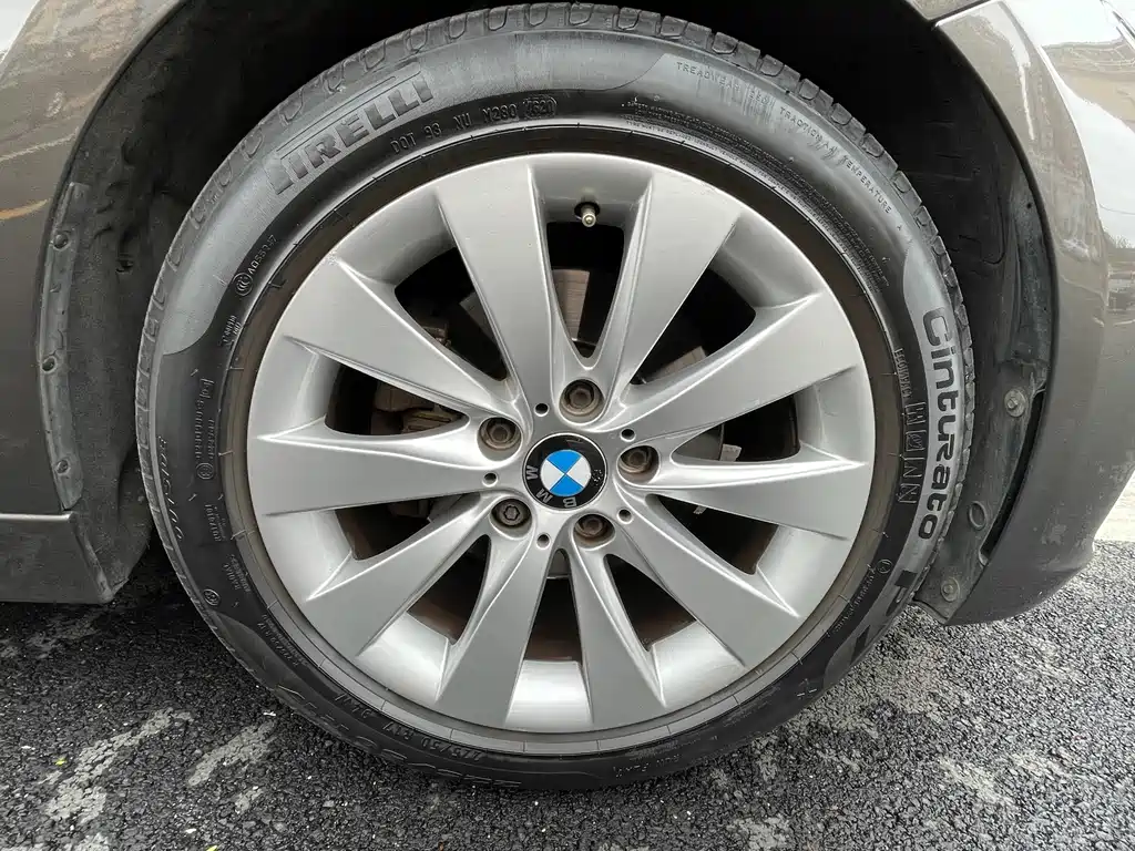BMW 3 Series 2017 — фото 19