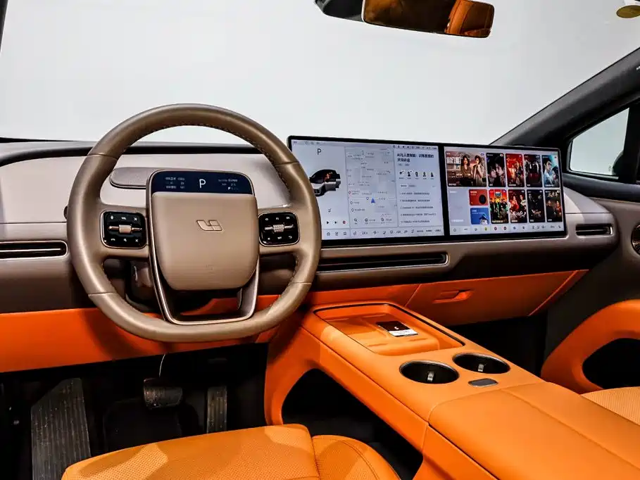 Li Auto i8 2025 — фото 15