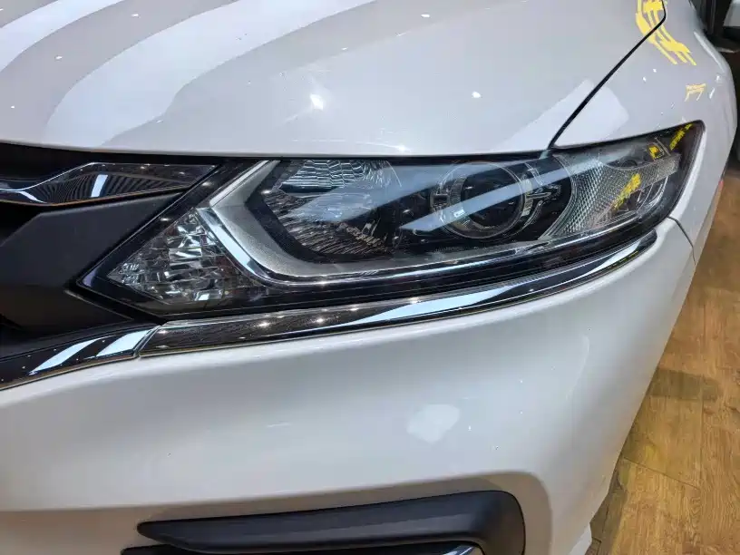 Honda Jade 2019 — фото 15