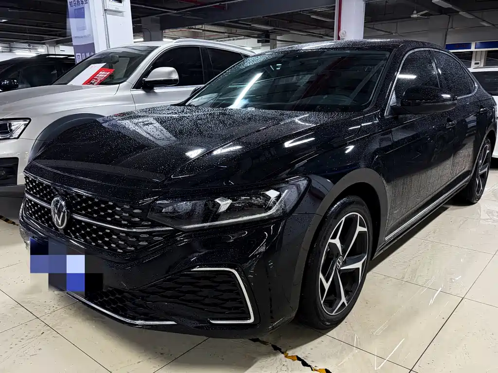 Volkswagen Passat 2025