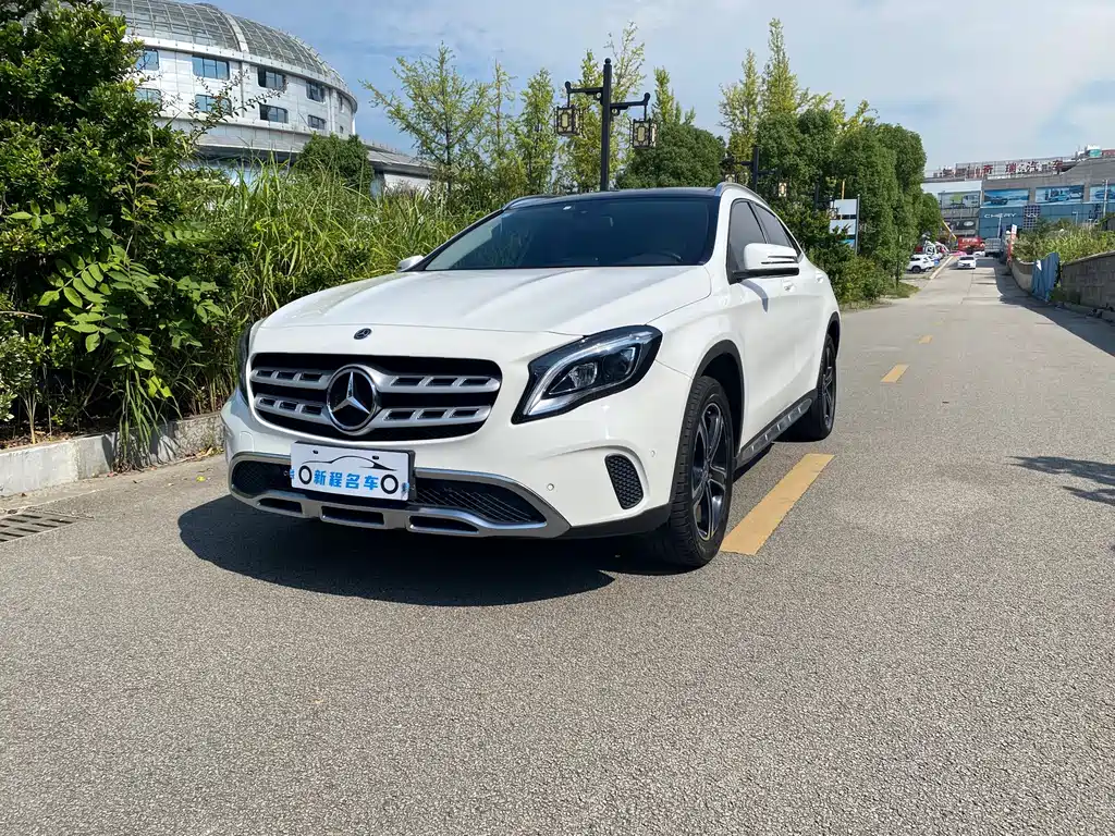 Mercedes-Benz GLA 2018 — фото 1