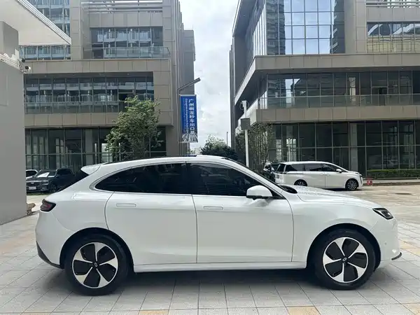 AITO M5 2022
