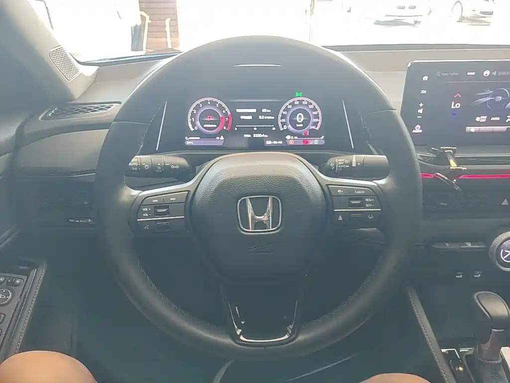 Honda Accord 2024 — фото 11