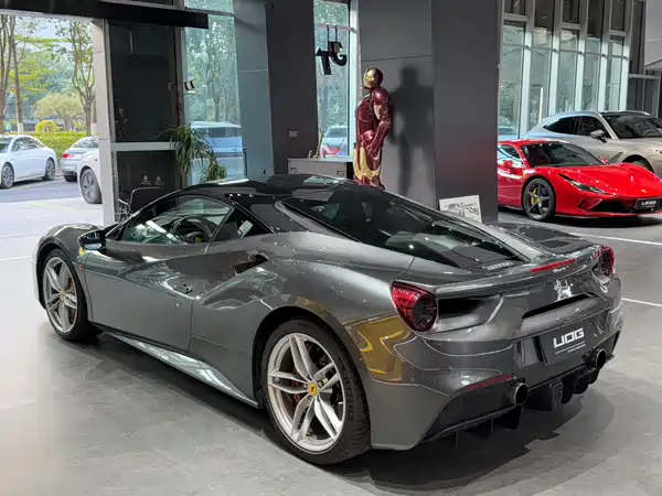 Ferrari 488 2015
