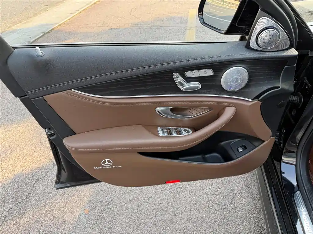 Mercedes-Benz E-Class 2021