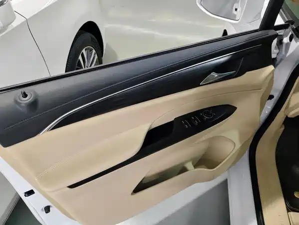 Buick GL8 2023