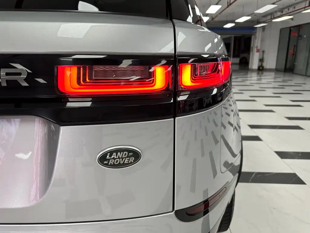 Land Rover Range Rover Velar 2019 — фото 35