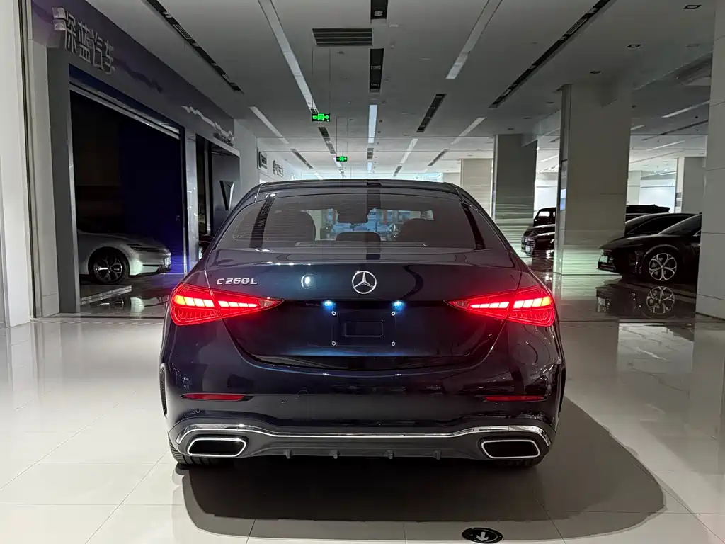 Mercedes-Benz C-Class 2023 — фото 14