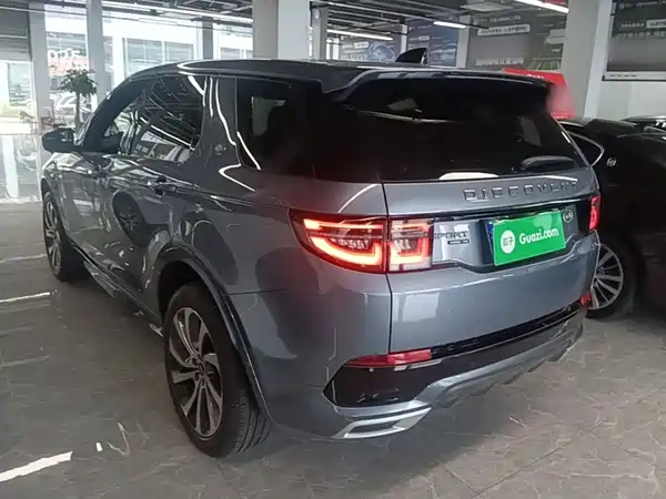 Land Rover Discovery Sport 2021