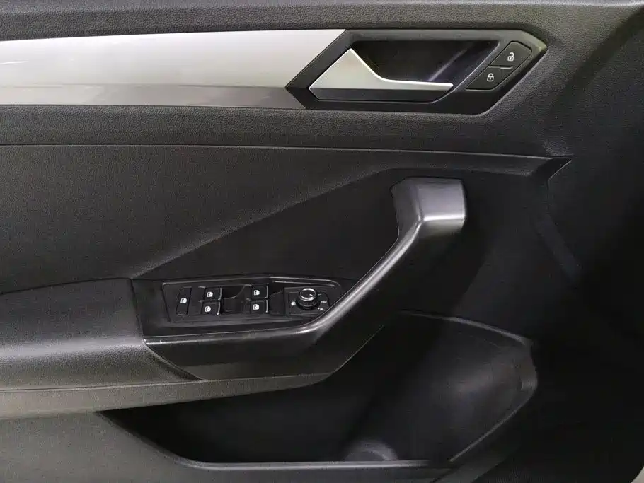 Volkswagen T-Roc 2020
