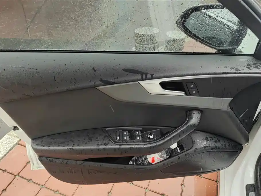 Audi A4L 2018