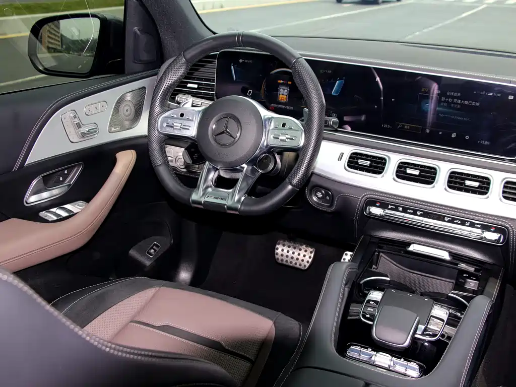 Mercedes-Benz GLE AMG 2023 — фото 12