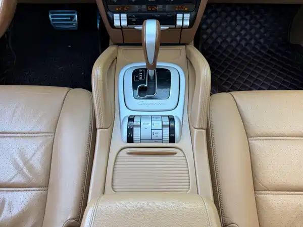 Porsche Cayenne 2008