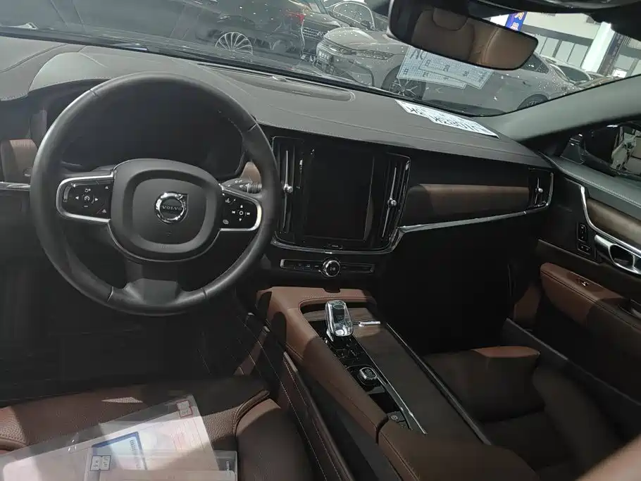 Volvo S90 2024 — фото 12