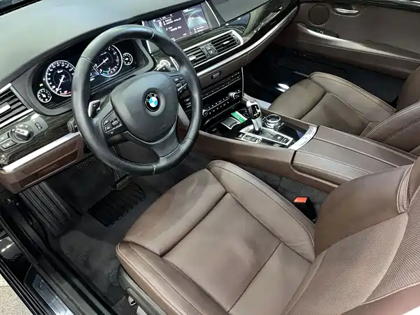BMW 5 Series GT 2014
