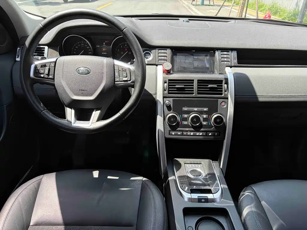 Land Rover Discovery Sport 2019 — фото 9