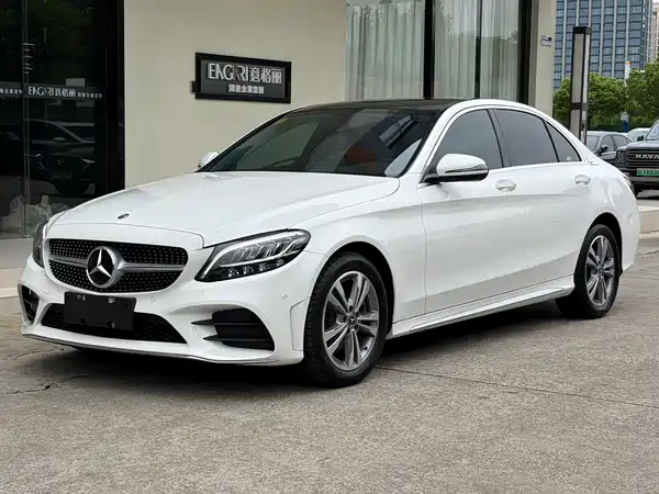 Mercedes-Benz C-Class 2021