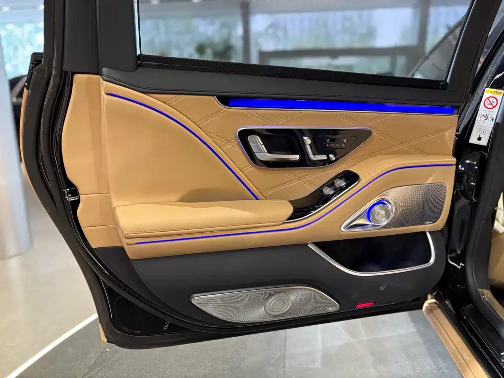 Mercedes-Benz S-Class 2023 — фото 16