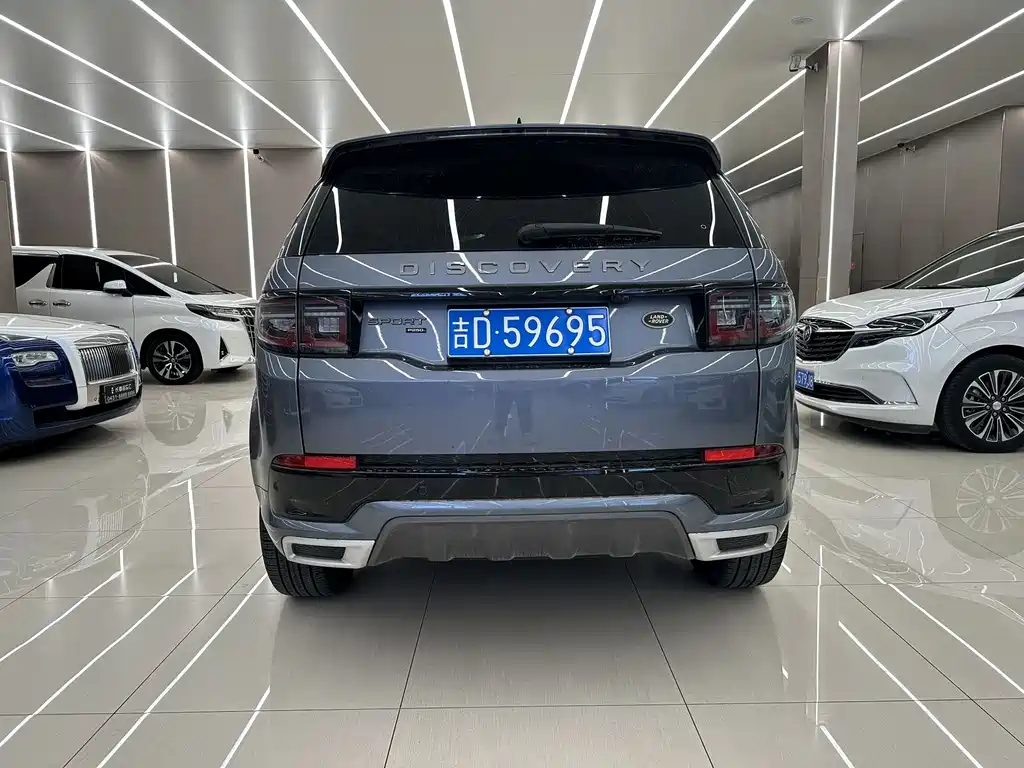 Land Rover Discovery Sport 2022 — фото 8