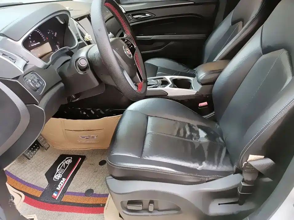 Cadillac SRX 2013 — фото 10