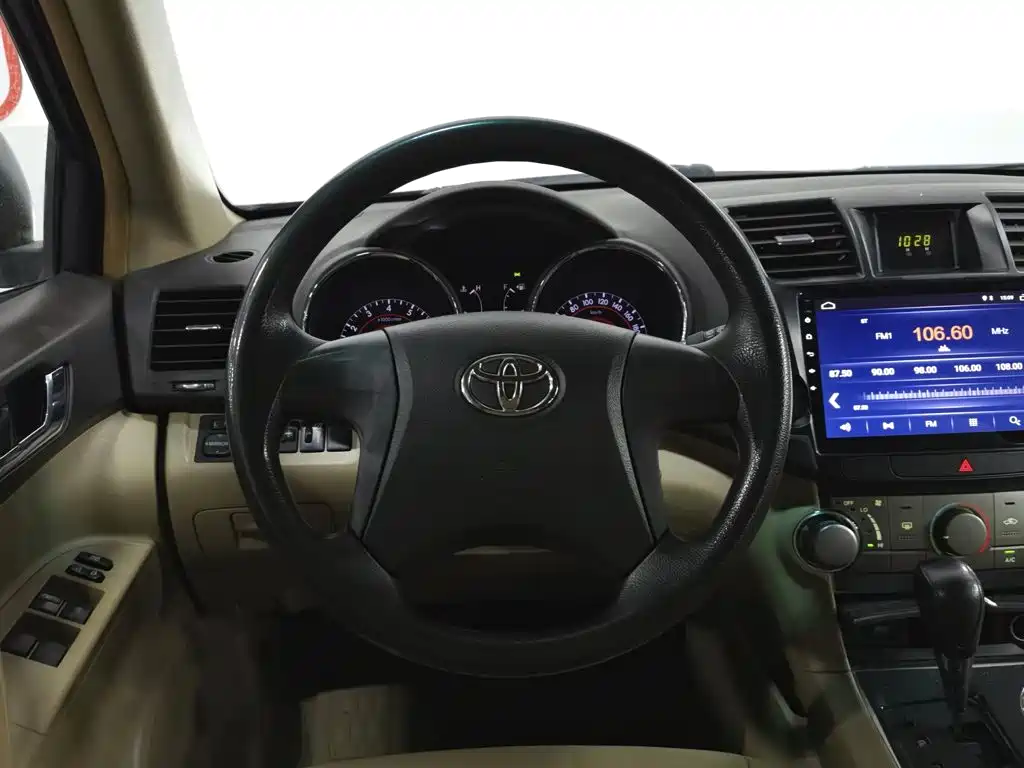 Toyota Highlander 2013 — фото 11