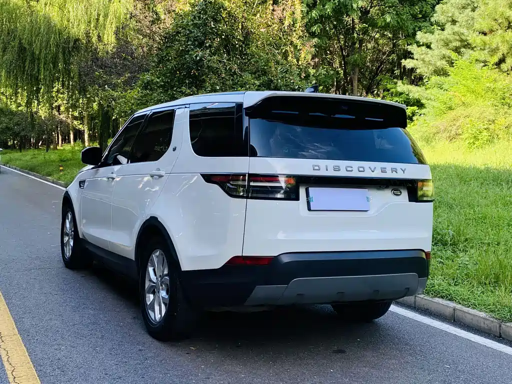 Land Rover Discovery 2020 — фото 18