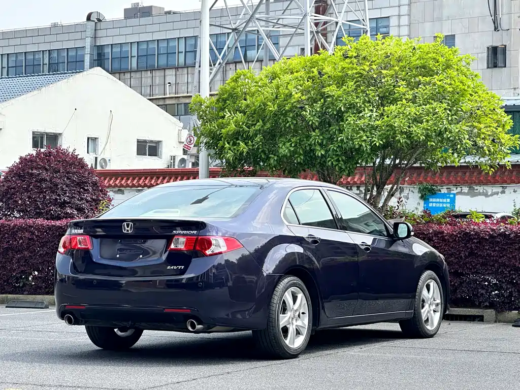 Honda Spirior 2010 — фото 6