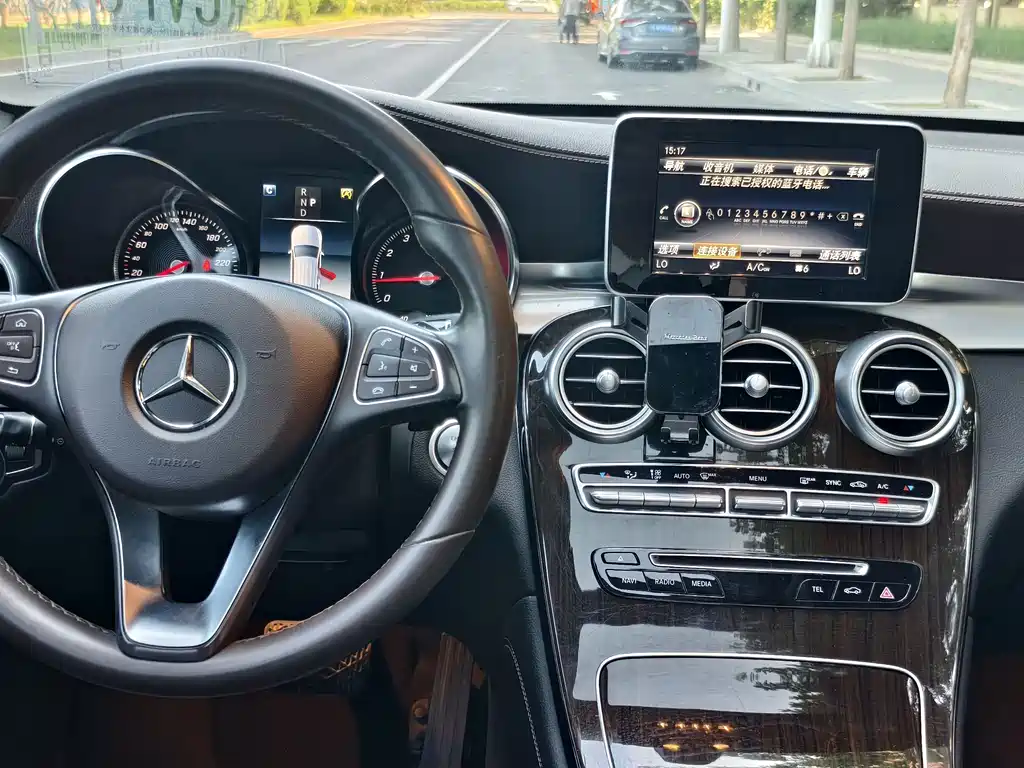 Mercedes-Benz GLC 2019 — фото 16