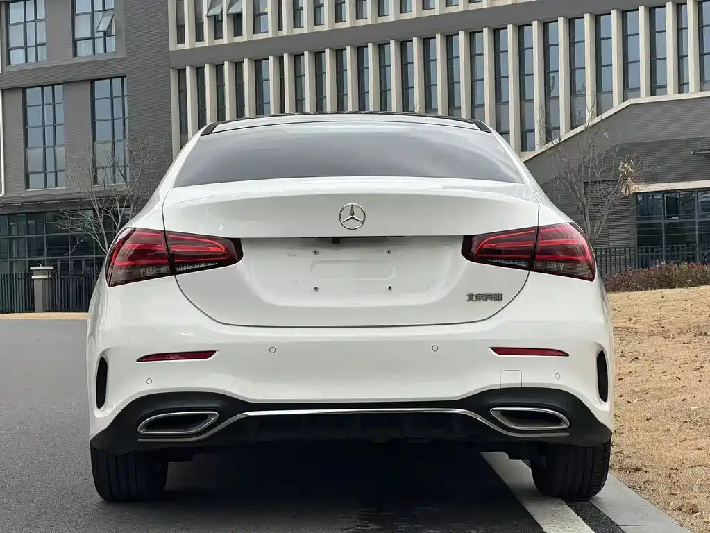 Mercedes-Benz A-Class 2021 — фото 4