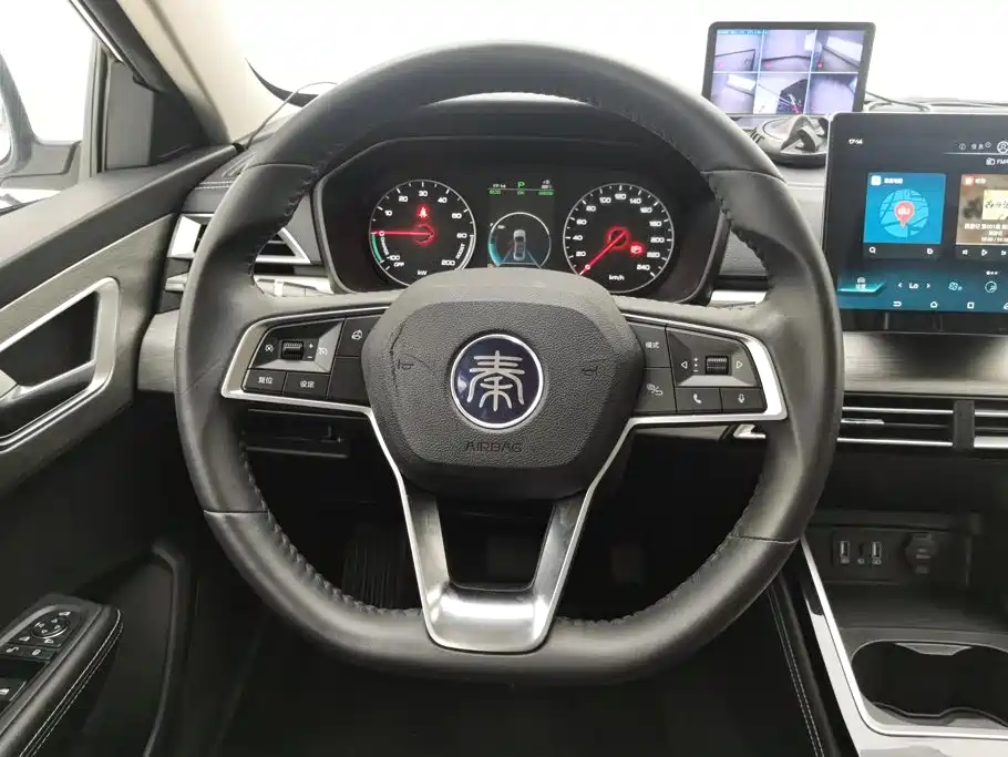 BYD Qin NEV 2020 — фото 15