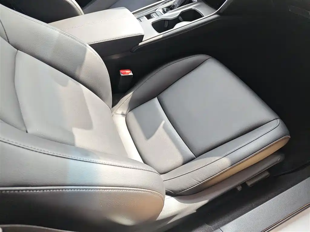Honda Accord 2022 — фото 25