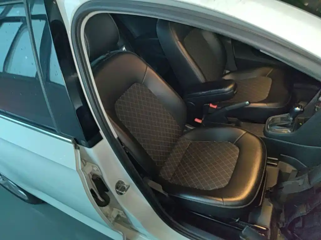 Skoda Rapid 2019 — фото 25