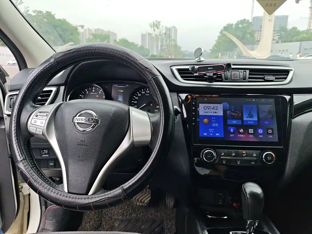 Nissan Qashqai 2016 — фото 8