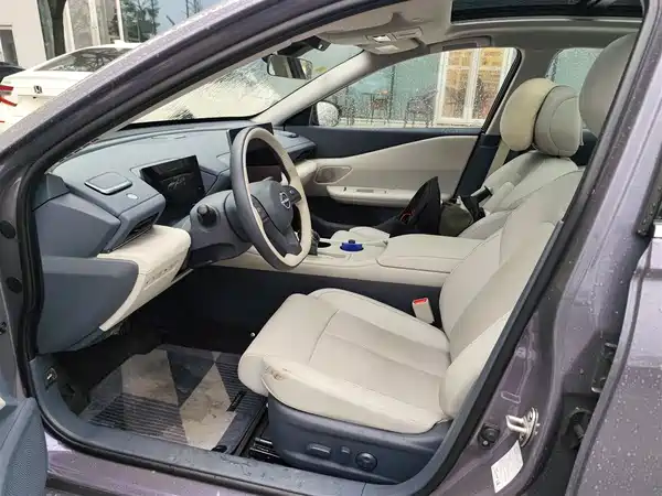 Nissan Teana 2025