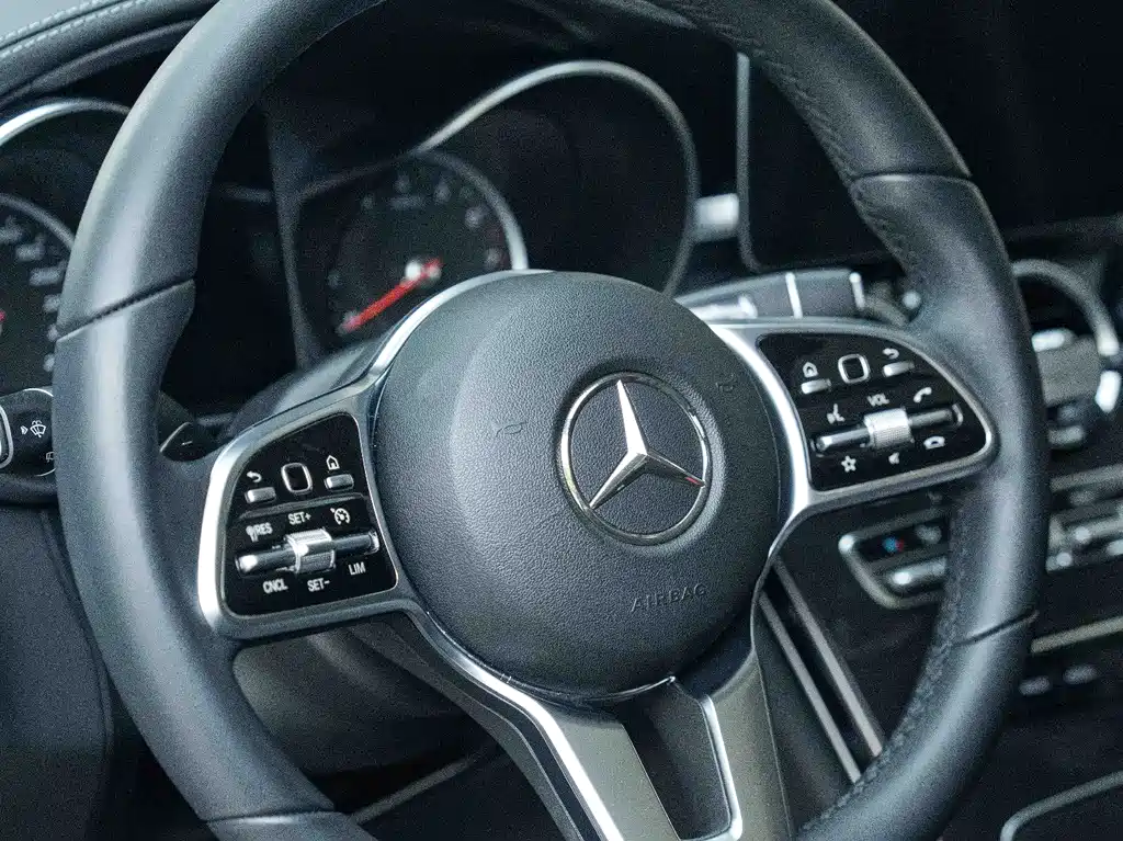 Mercedes-Benz C-Class 2019 — фото 12